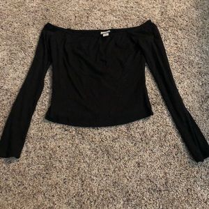 Long sleeve off the shoulder crop